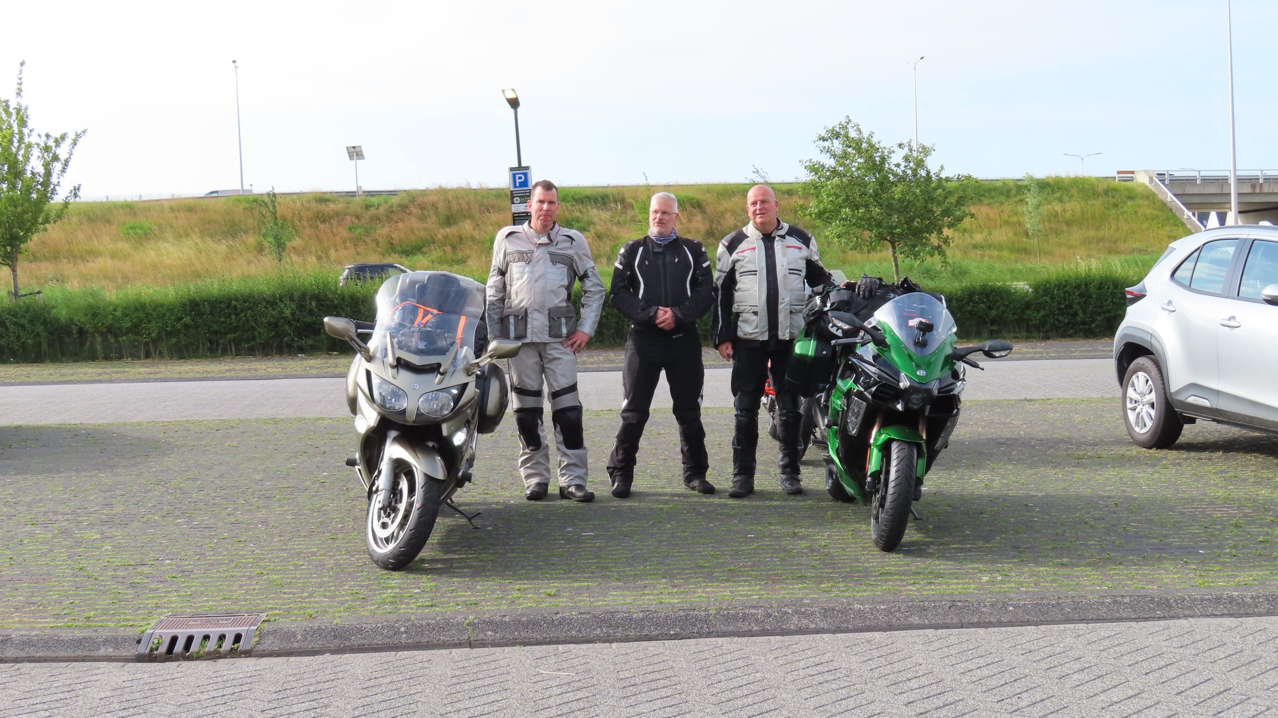 Klik op de foto voor het fotoalbum